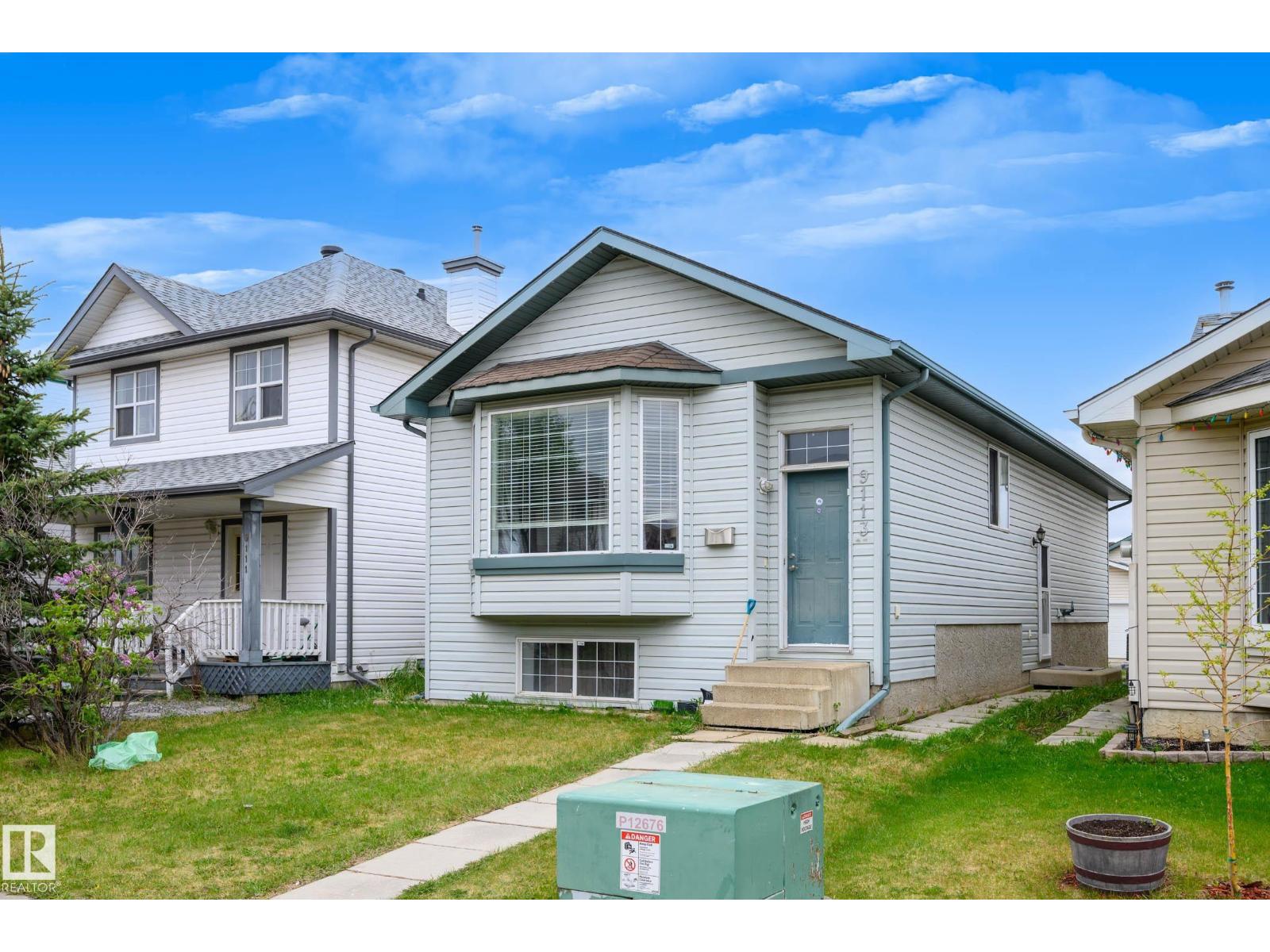 9113 166 Av NW, Edmonton, Alberta  T5Z 3H5 - Photo 2 - E4501787