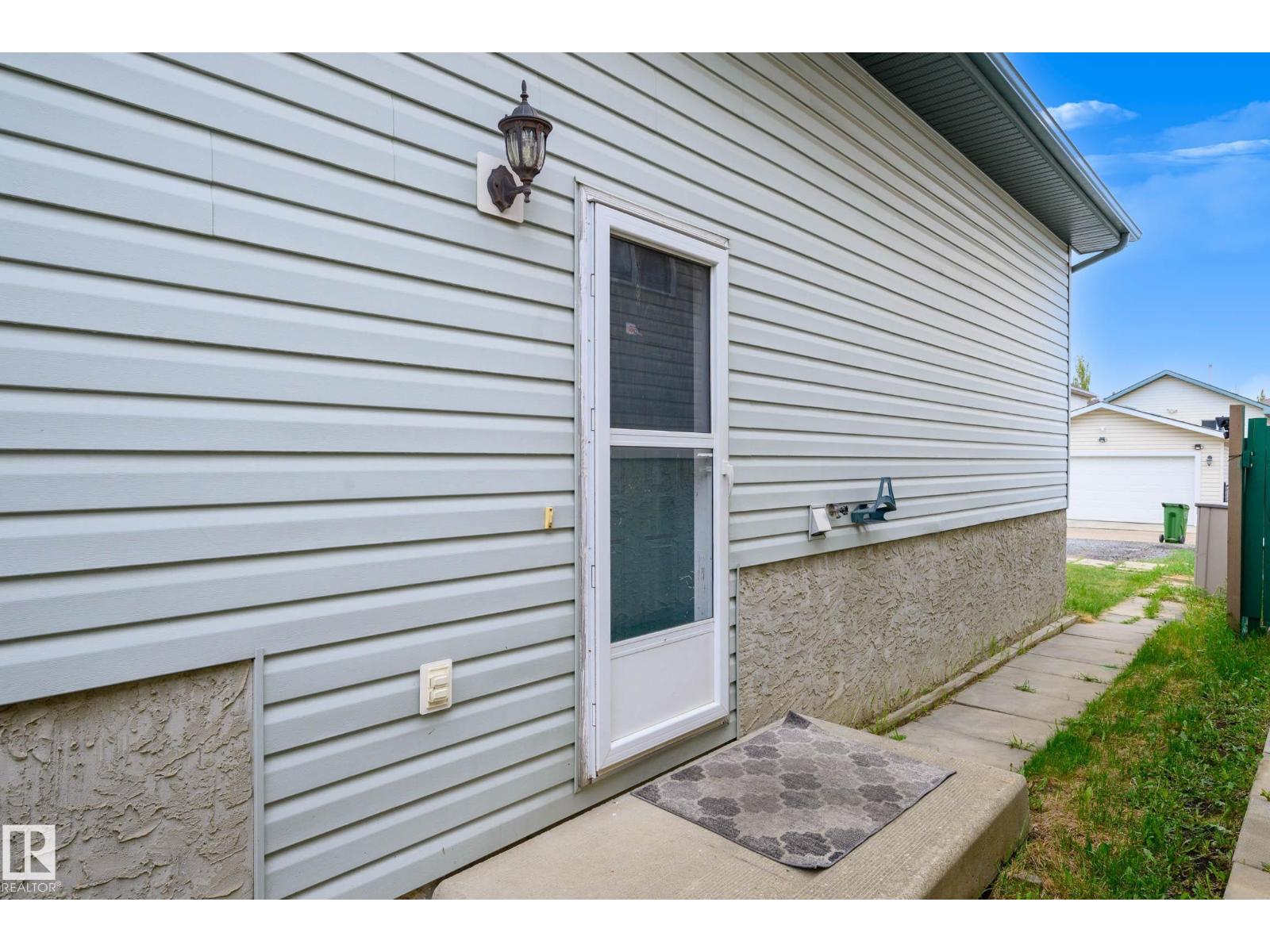 9113 166 Av NW, Edmonton, Alberta  T5Z 3H5 - Photo 22 - E4501787