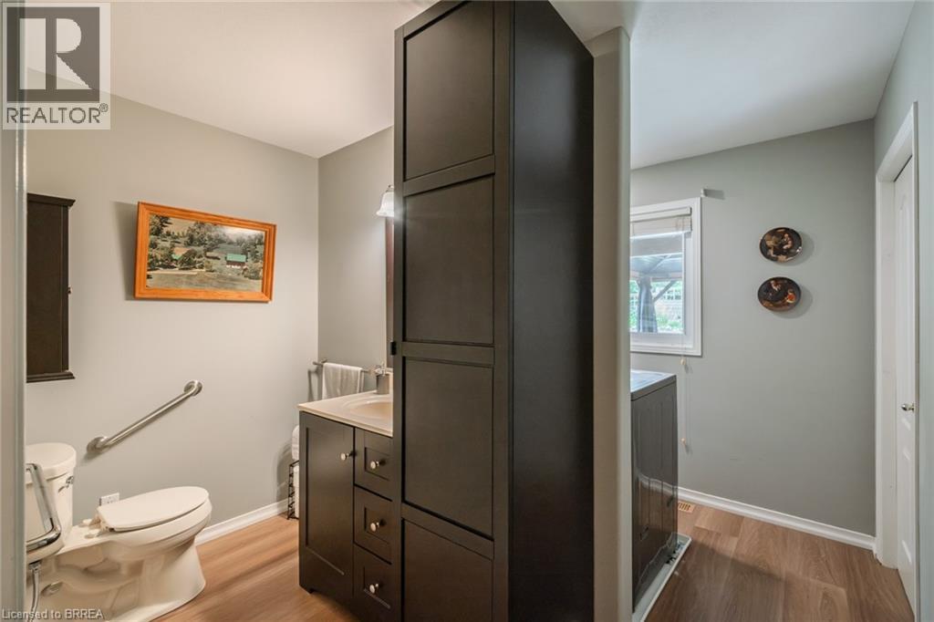 39 Russell Crescent, St. George, Ontario  N0E 1N0 - Photo 26 - 40843732