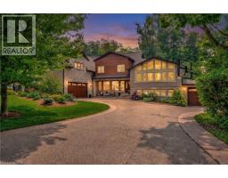 11 MAPLE HILL Drive, Kitchener, Ontario