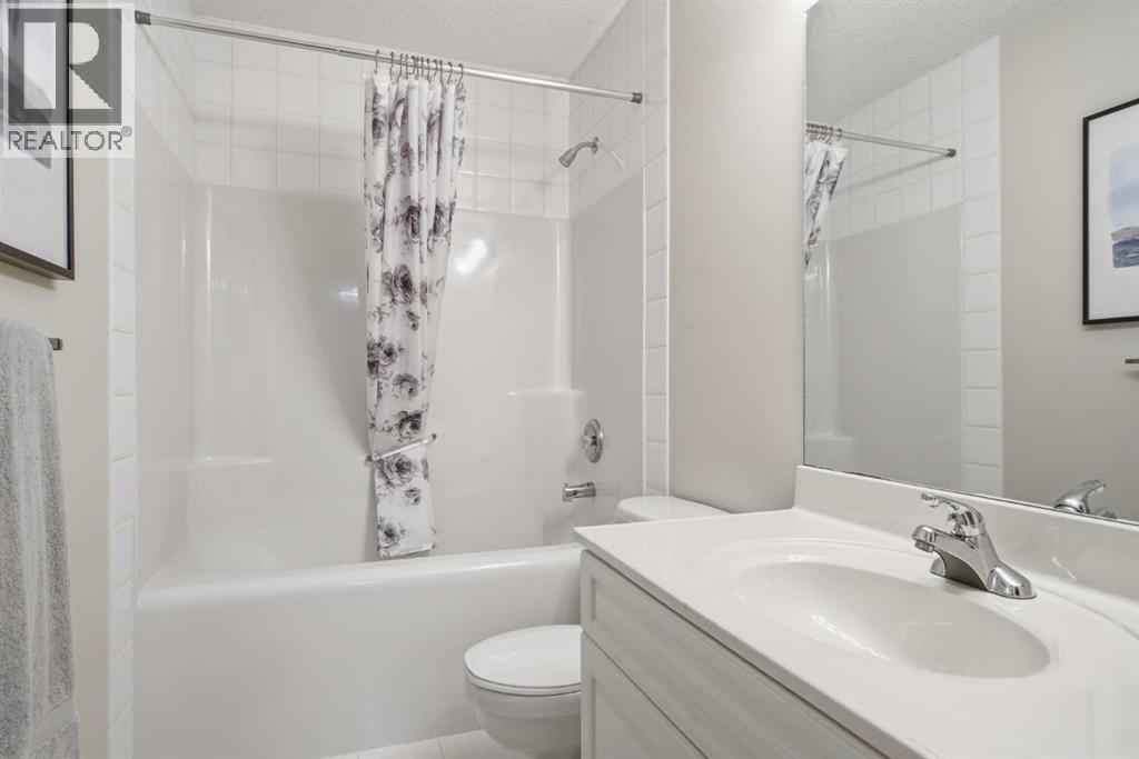 69 Chaparral Villas SE, Calgary, Alberta T2X 3N4 - Photo 23 - A2319163
