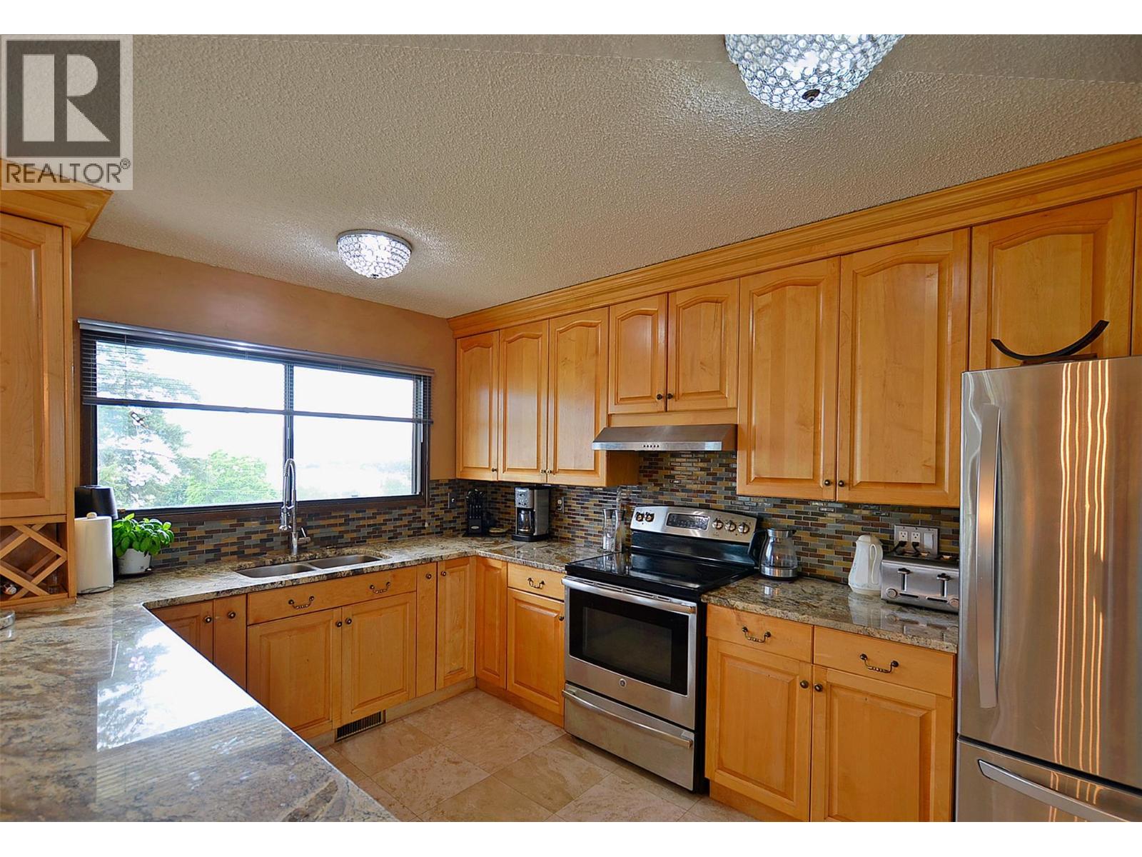 2103 Peters Road, West Kelowna, British Columbia  V4T 2C4 - Photo 30 - 10395215