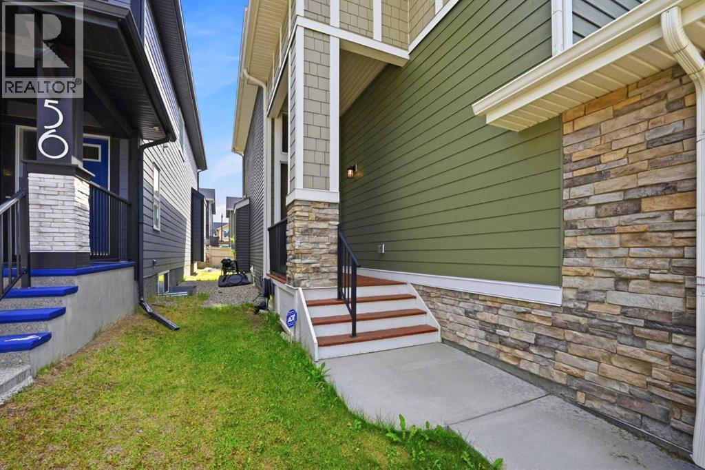52 Sunrise Way, Cochrane, Alberta  T4C 2S3 - Photo 3 - A2332006