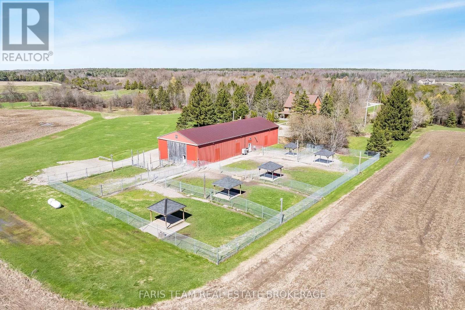 301 Concession 4 Road E, Tiny, Ontario L0L 2T0 - Photo 48 - S12984510