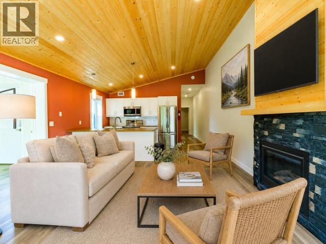 35- Takhini Meadows Drive, Whitehorse North, Yukon Y1A 7A2 - Photo 9 - 17570