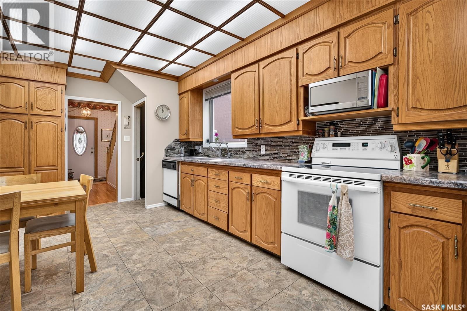 1188 2nd Avenue Ne, Moose Jaw, Saskatchewan  S6H 1C6 - Photo 9 - SK044201