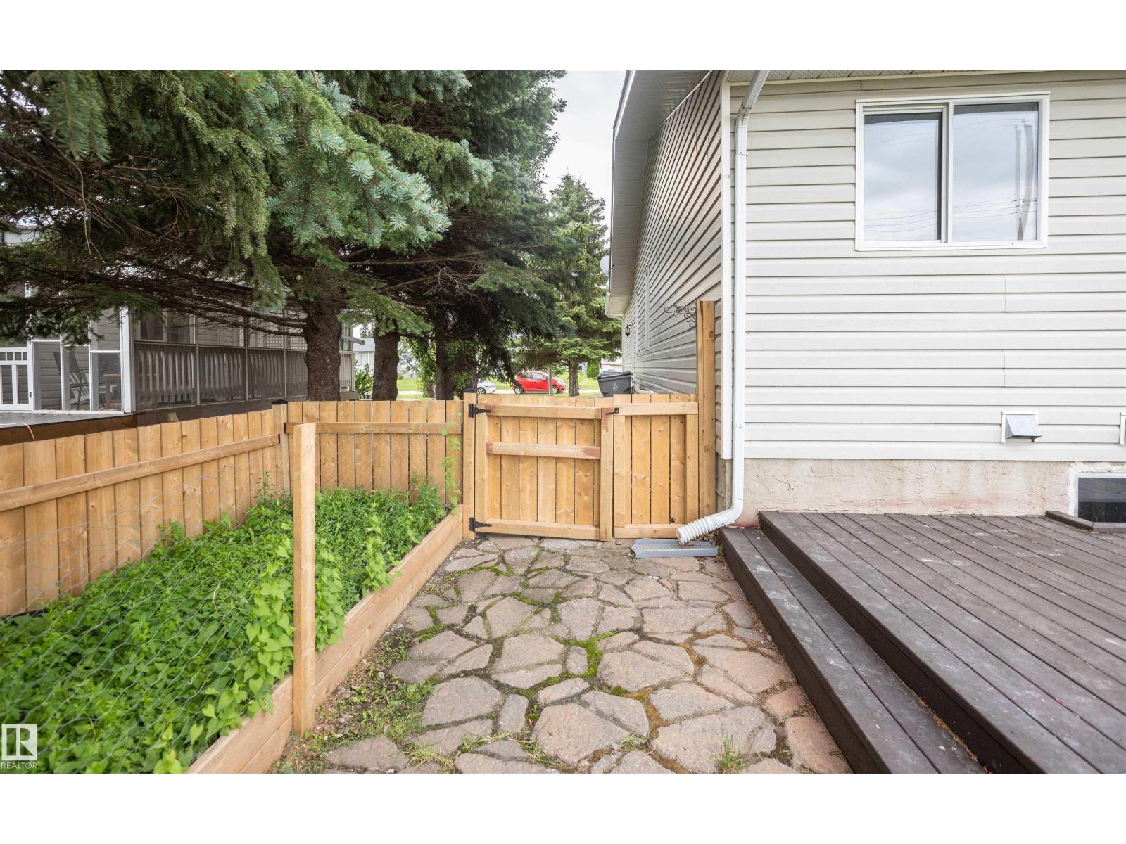 5116 51 Av, Pickardville, Alberta  T0G 1W0 - Photo 13 - E4501791