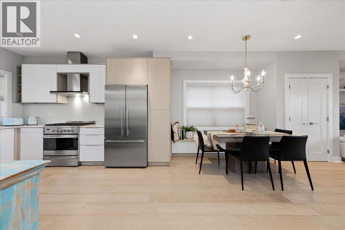 210 W 5th Street, North Vancouver, British Columbia V7M 1K1 - Photo 12 - R3107730