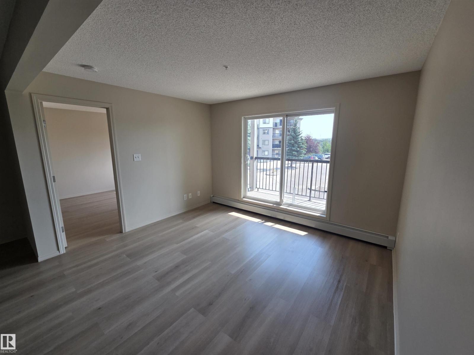 Unknown Address, ,    - Photo 3 - E4501794