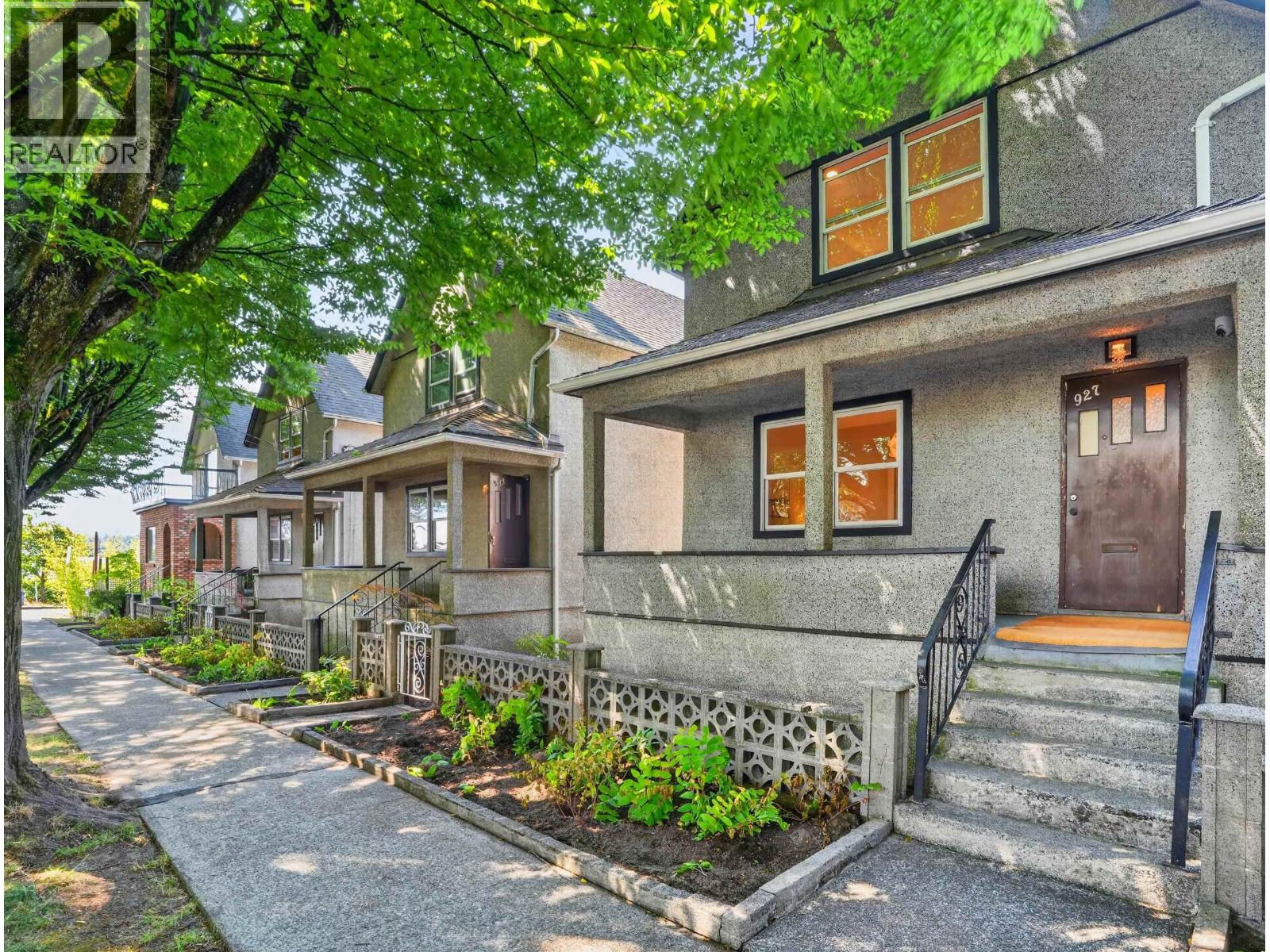 945-927 PRINCESS AVENUE, Vancouver, British Columbia