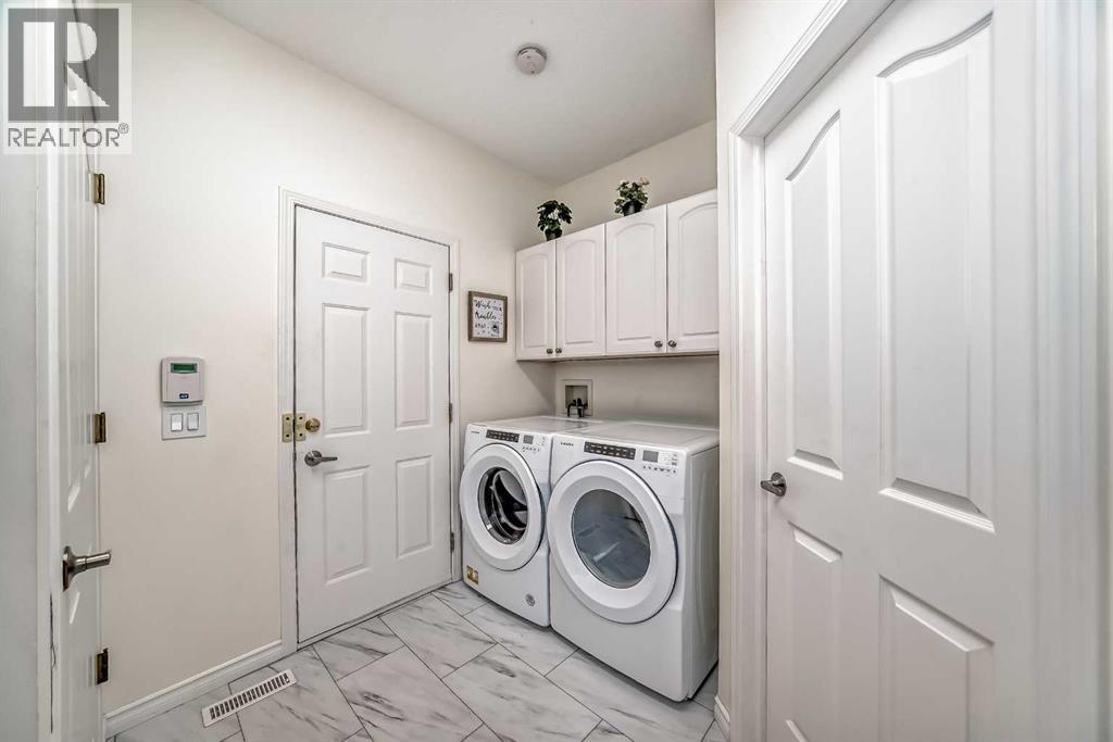 82 Mt Gibraltar Heights SE, Calgary, Alberta  T2Z 3R3 - Photo 17 - A2329018