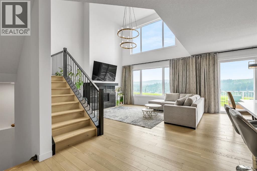 406 Rowley Way NW, Calgary, Alberta  T3L 0G5 - Photo 4 - A2332432