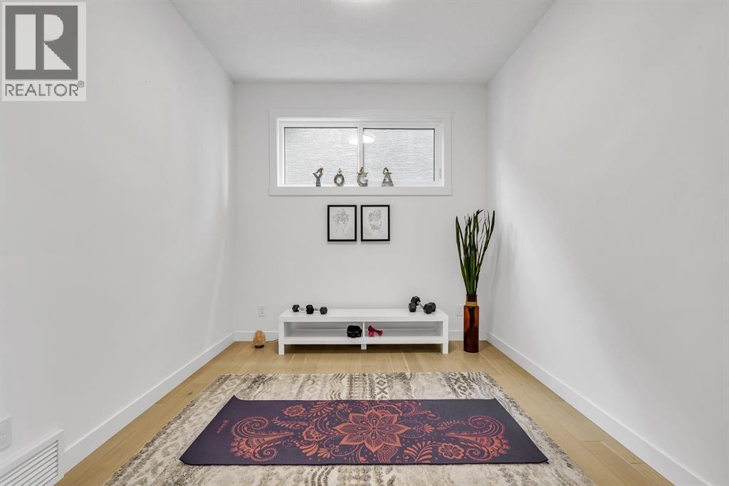406 Rowley Way NW, Calgary, Alberta  T3L 0G5 - Photo 17 - A2332432