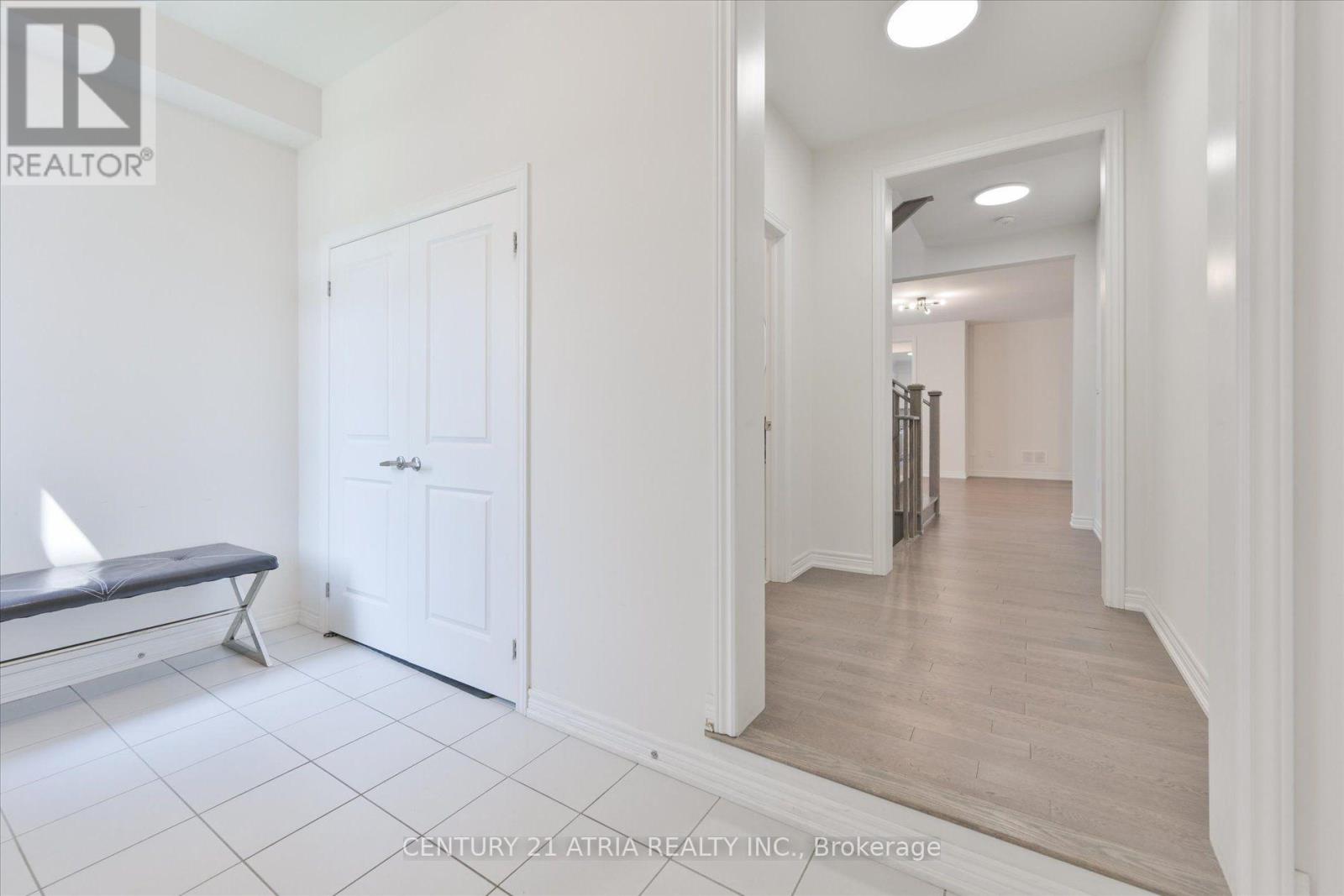 134 Fallharvest Way, Whitchurch-Stouffville, Ontario L4A 5A2 - Photo 3 - N13629042