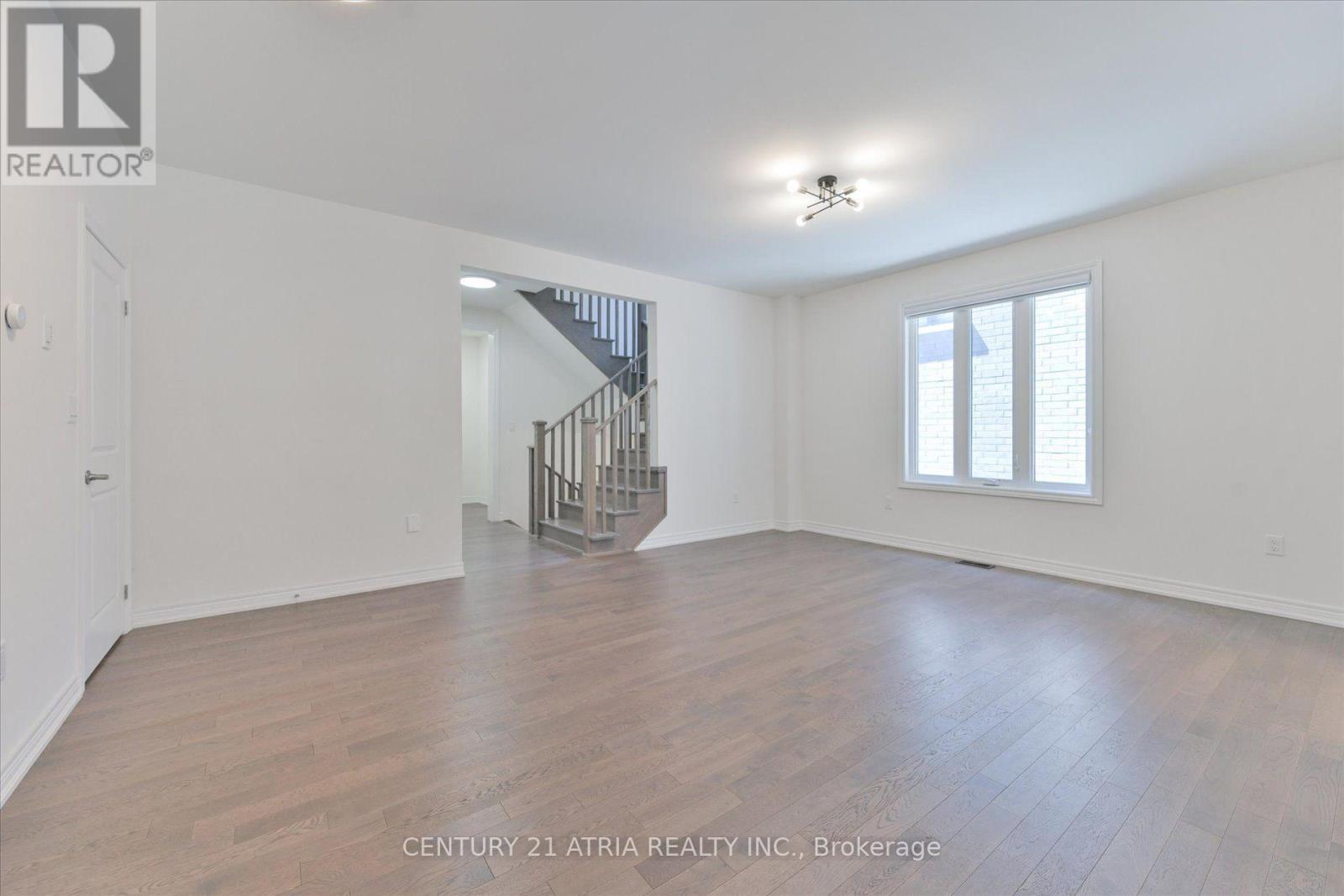 134 Fallharvest Way, Whitchurch-Stouffville, Ontario L4A 5A2 - Photo 7 - N13629042