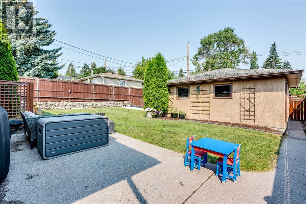 624 Sherman Avenue SW, Calgary, Alberta  T2W 0N2 - Photo 3 - A2334036