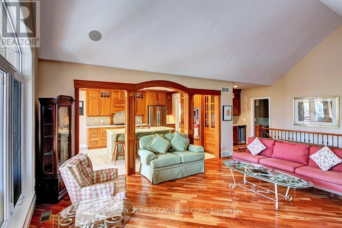 581 Plane Tree Drive, London North, Ontario  N6G 5M7 - Photo 13 - X13629280