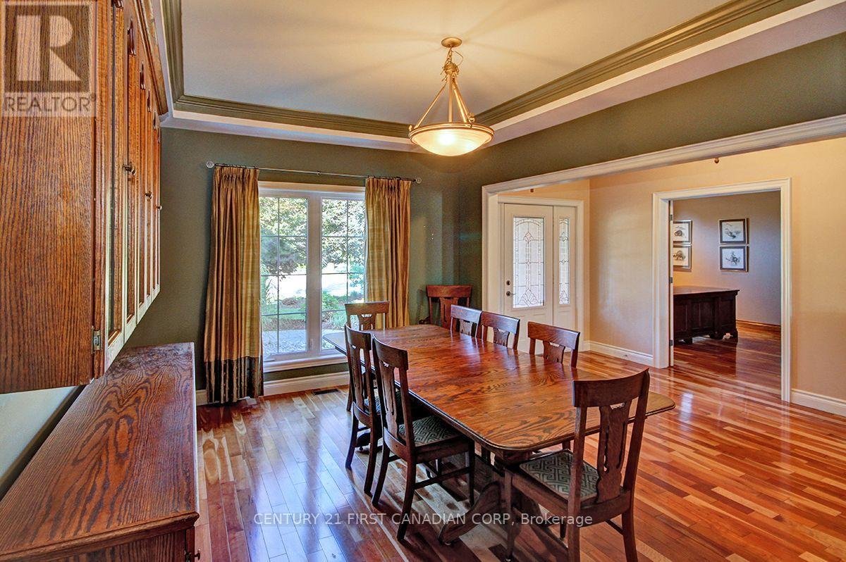 581 Plane Tree Drive, London North, Ontario  N6G 5M7 - Photo 7 - X13629280