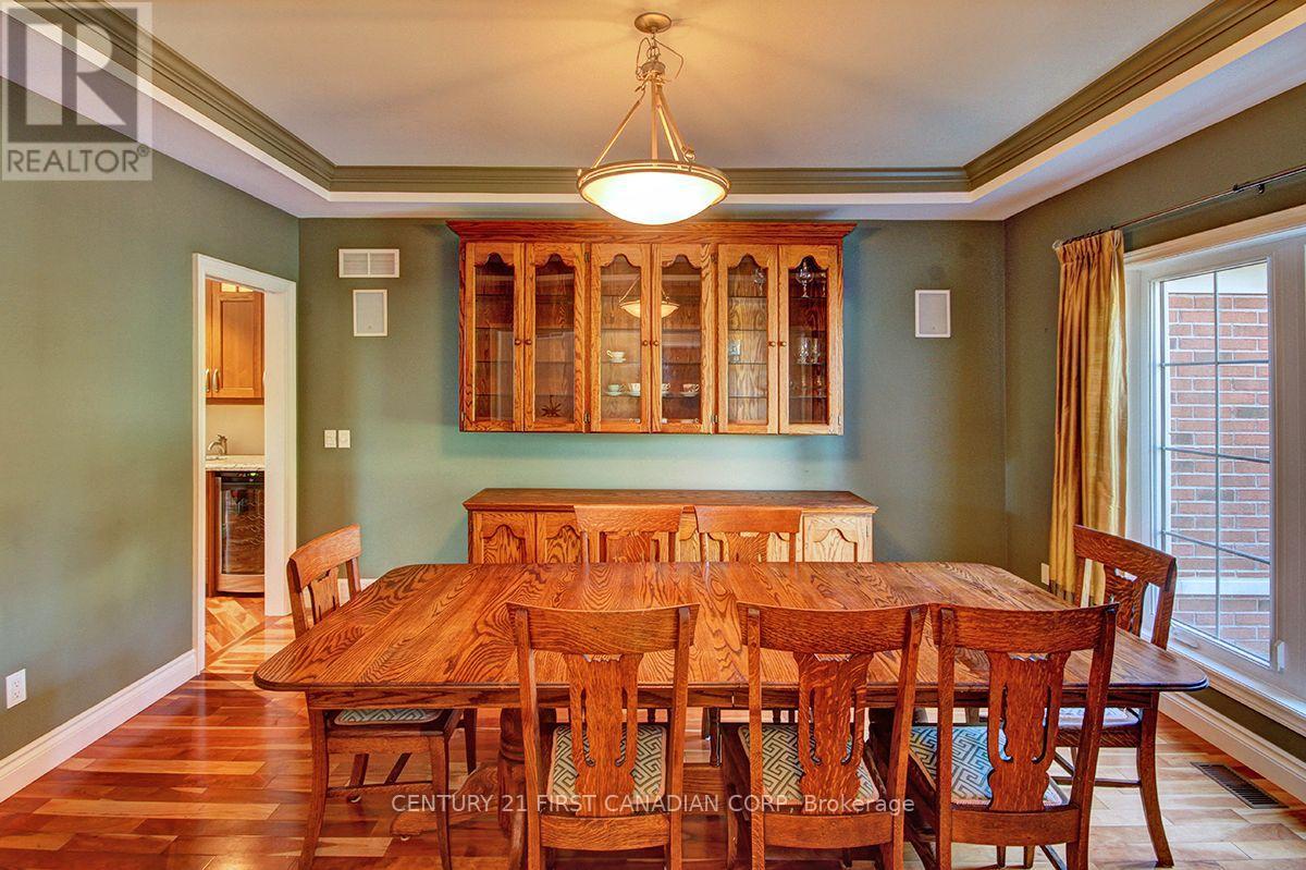 581 Plane Tree Drive, London North, Ontario  N6G 5M7 - Photo 8 - X13629280