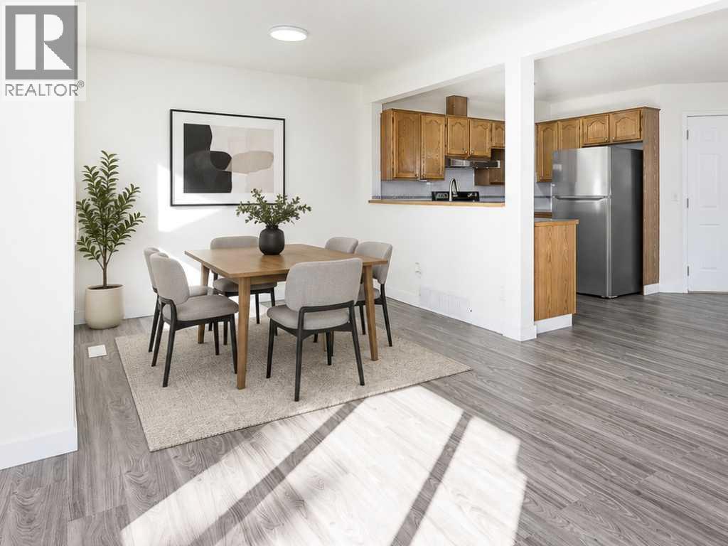 100 Catalina Circle NE, Calgary, Alberta  T1Y 7B7 - Photo 12 - A2289457