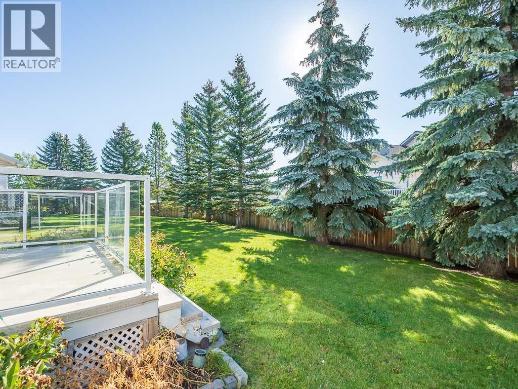 100 Catalina Circle NE, Calgary, Alberta  T1Y 7B7 - Photo 6 - A2289457