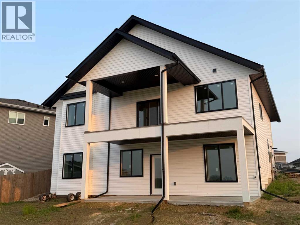 37 Maclean Close, Blackfalds, Alberta  T4M 0H4 - Photo 3 - A2304807