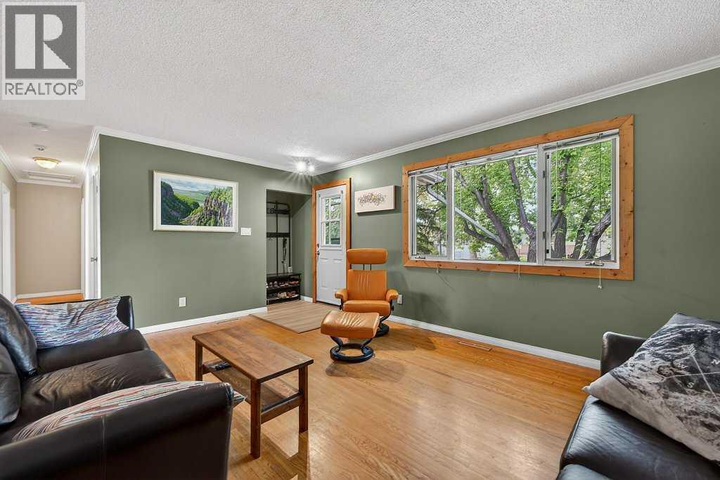 1632 Robson Crescent SE, Calgary, Alberta  T2A 1Y7 - Photo 6 - A2316092