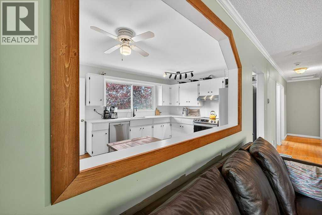 1632 Robson Crescent SE, Calgary, Alberta  T2A 1Y7 - Photo 7 - A2316092