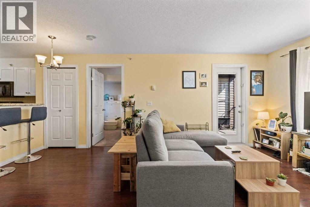 2431, 8 Bridlecrest Drive Sw, Calgary, Alberta T2Y 0H7 - Photo 10 - A2321883