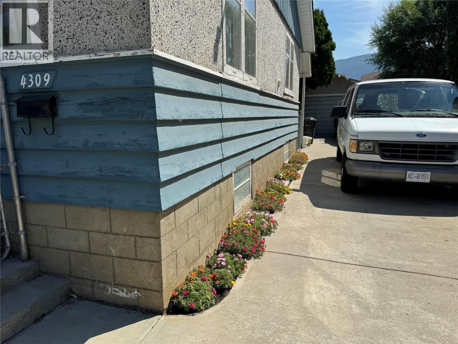 4309 22 Street, Vernon, British Columbia  V1T 4J3 - Photo 3 - 10395941