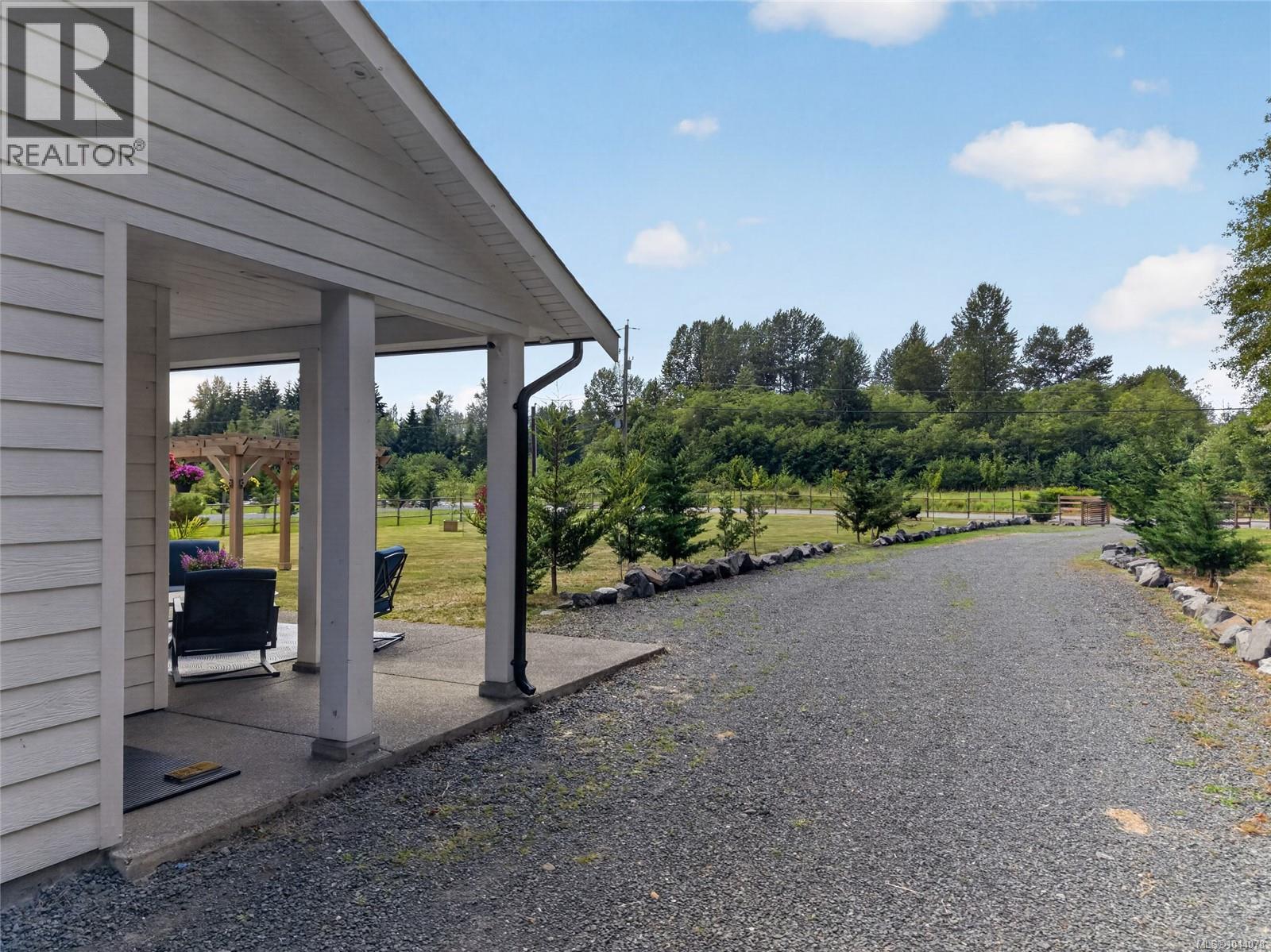 8740 Oyster River Way, Black Creek, British Columbia  V9J 1K3 - Photo 74 - 1044078