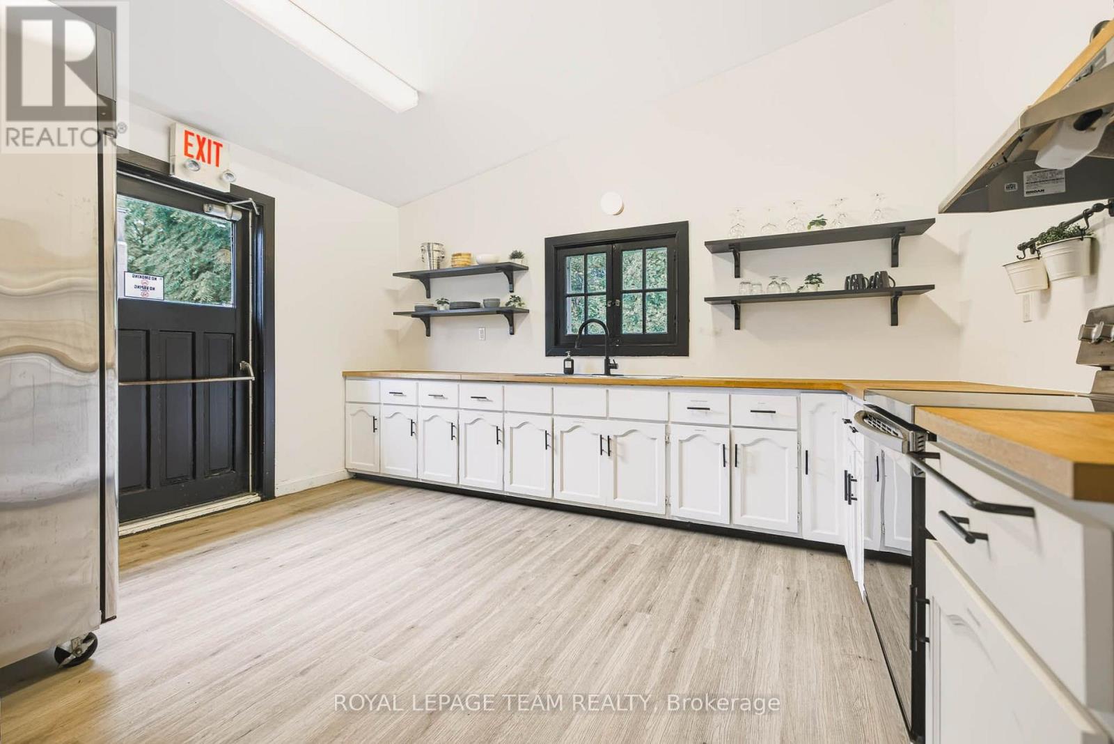 618 St. Lawrence Street, Merrickville-Wolford, Ontario  K0G 1N0 - Photo 30 - X13629350