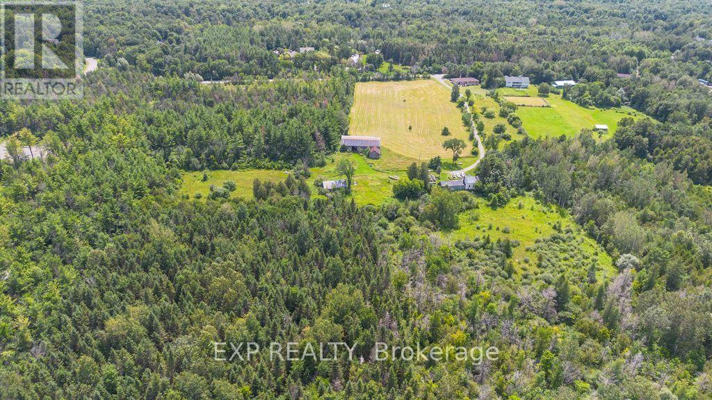 8037 PARKWAY ROAD, Ottawa, Ontario