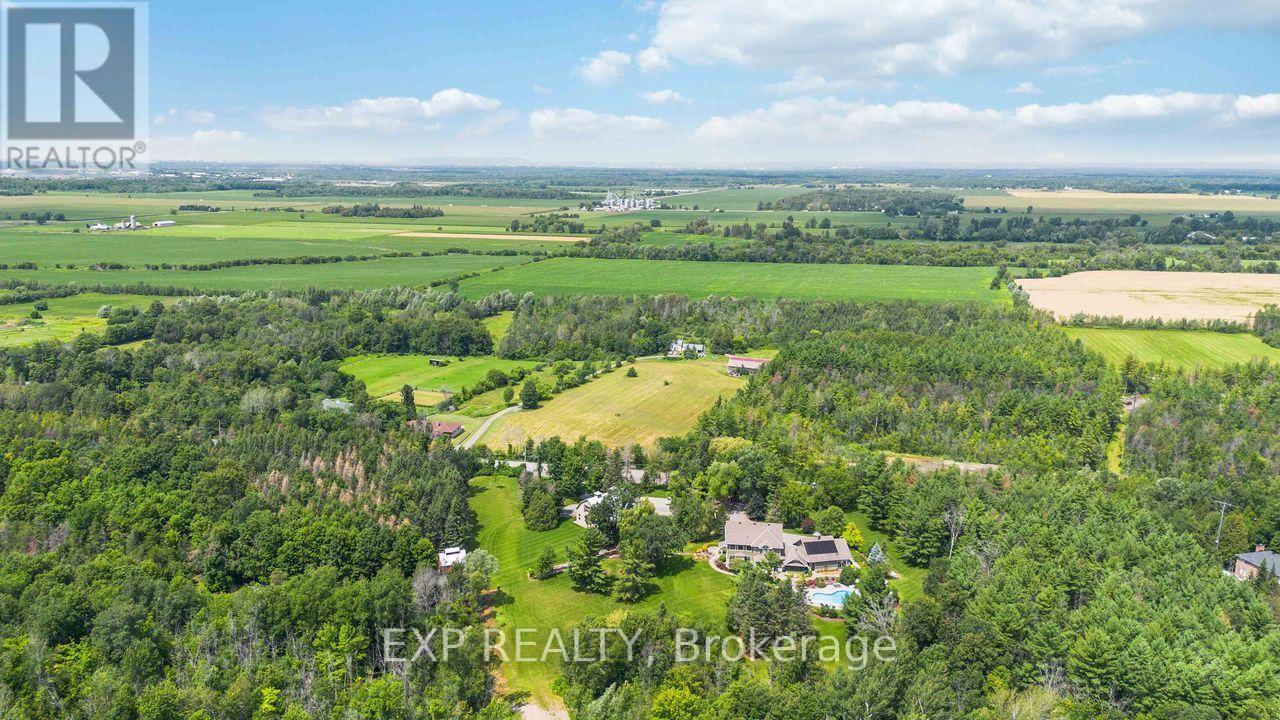 8037 Parkway Road, Ottawa, Ontario  K0A 2P0 - Photo 11 - X13629364