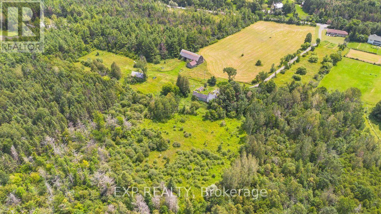 8037 Parkway Road, Ottawa, Ontario  K0A 2P0 - Photo 4 - X13629364