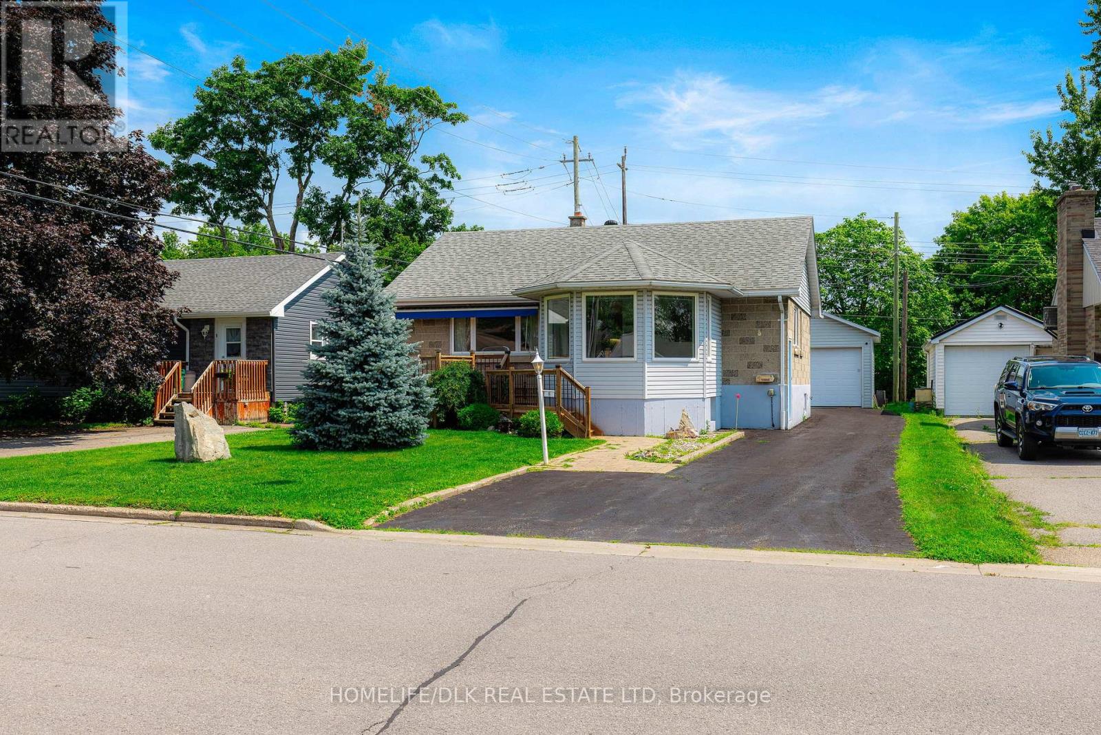 5 SEVENOAKS AVENUE, Brockville, Ontario