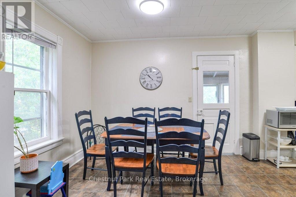 128 James Street, Bracebridge, Ontario  P1L 2B6 - Photo 3 - X13629320