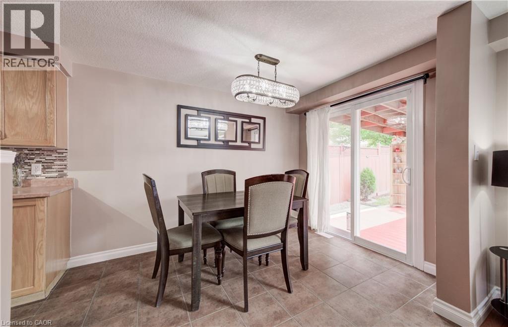 27 Bridlewreath Street, Kitchener, Ontario  N2E 3V5 - Photo 11 - 40851299