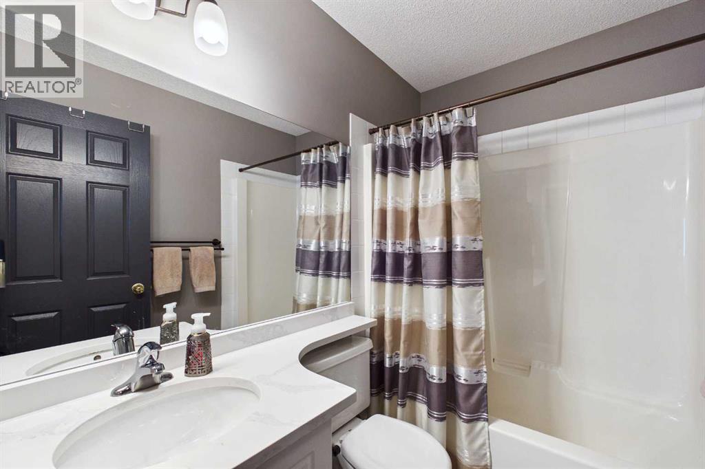 279 Valley Brook Circle NW, Calgary, Alberta  T3B 5S4 - Photo 30 - A2317039