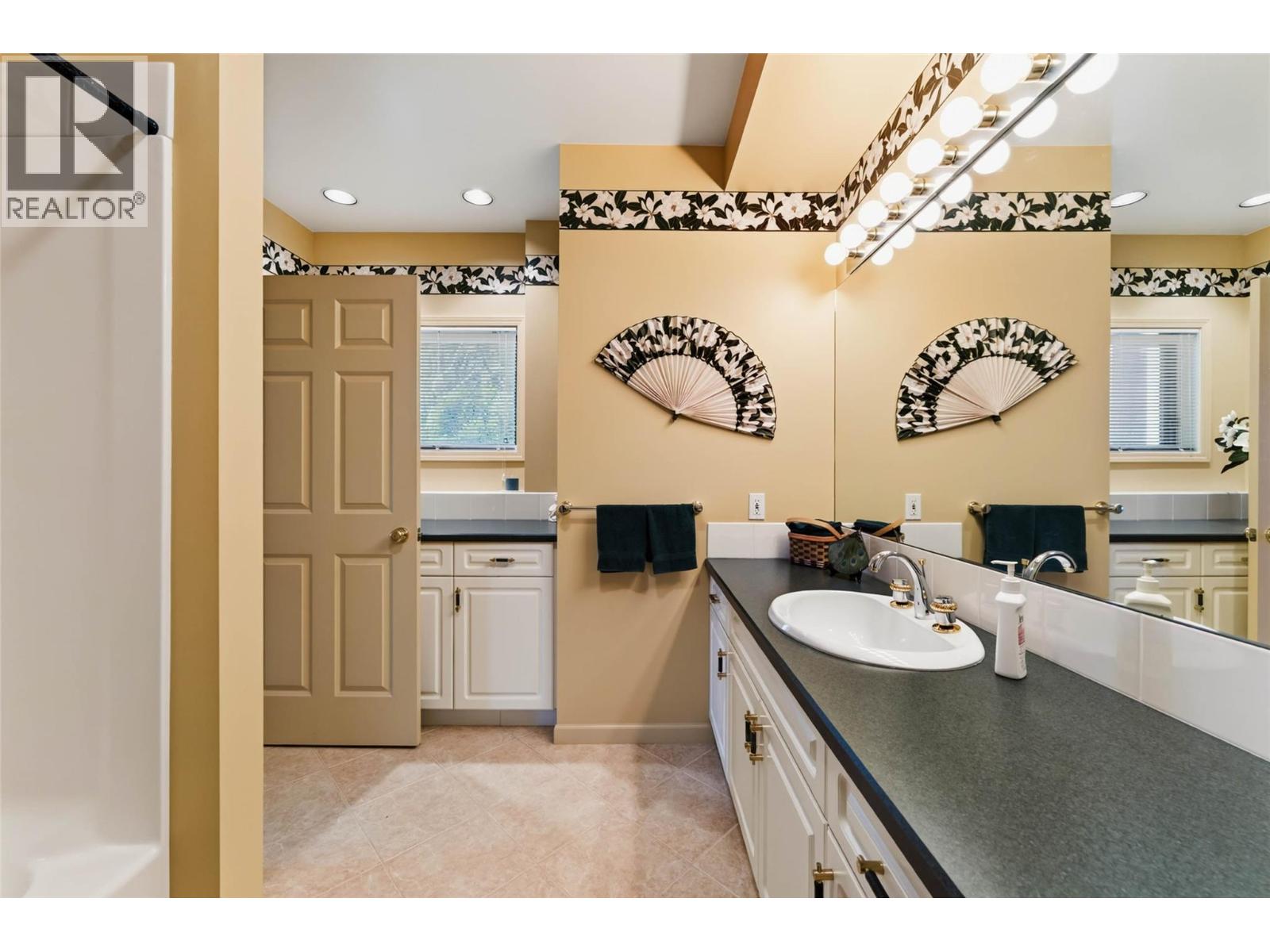 6714 3a Highway, Nelson, British Columbia V1L 6S2 - Photo 41 - 10396478