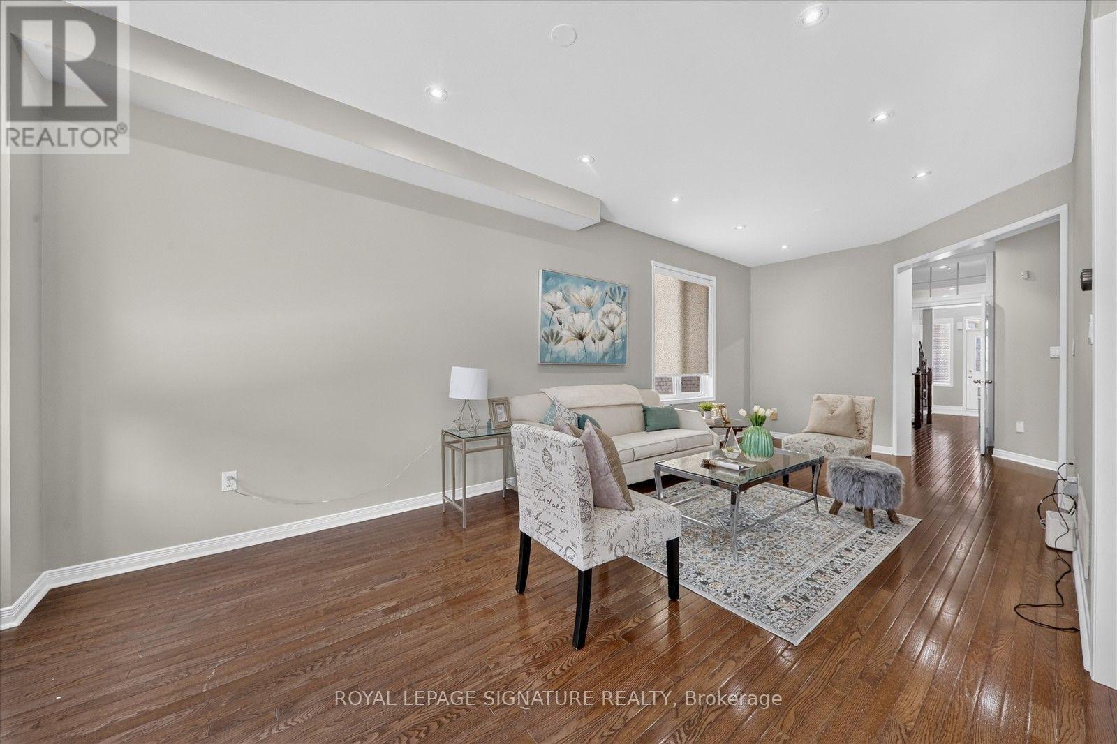 38 Coleluke Lane, Markham, Ontario  L3S 0B7 - Photo 9 - N13629254