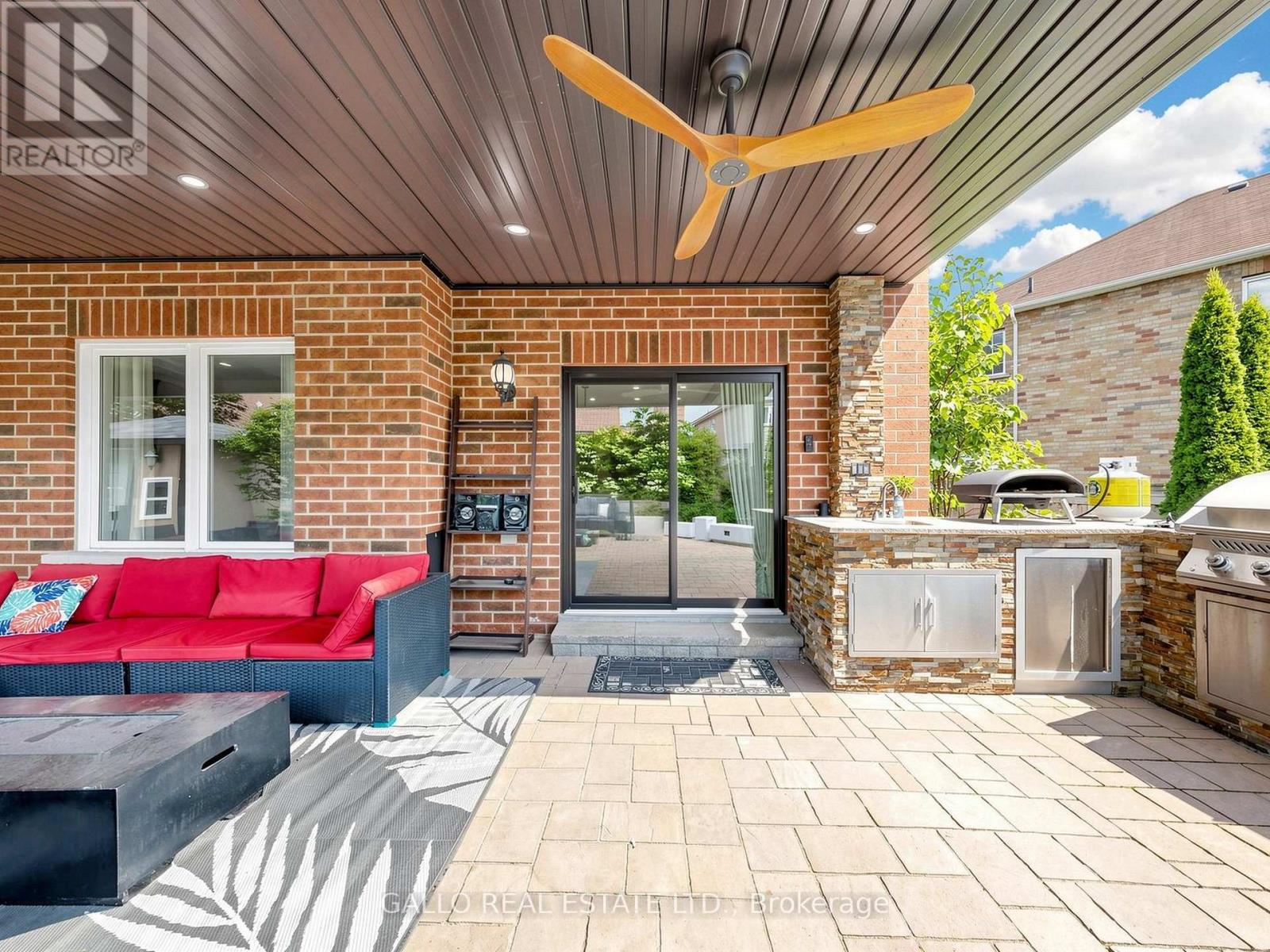 111 Pondmede Crescent, Whitchurch-Stouffville, Ontario  L4A 0E3 - Photo 37 - N13629298