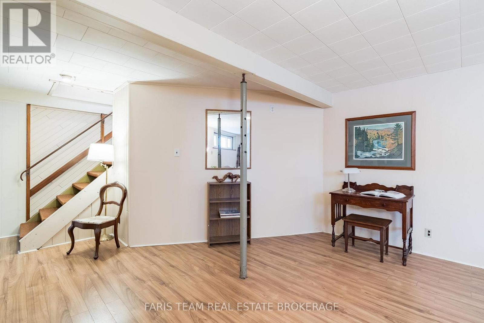 257 Church Street, Penetanguishene, Ontario  L9M 1G6 - Photo 29 - S13629316