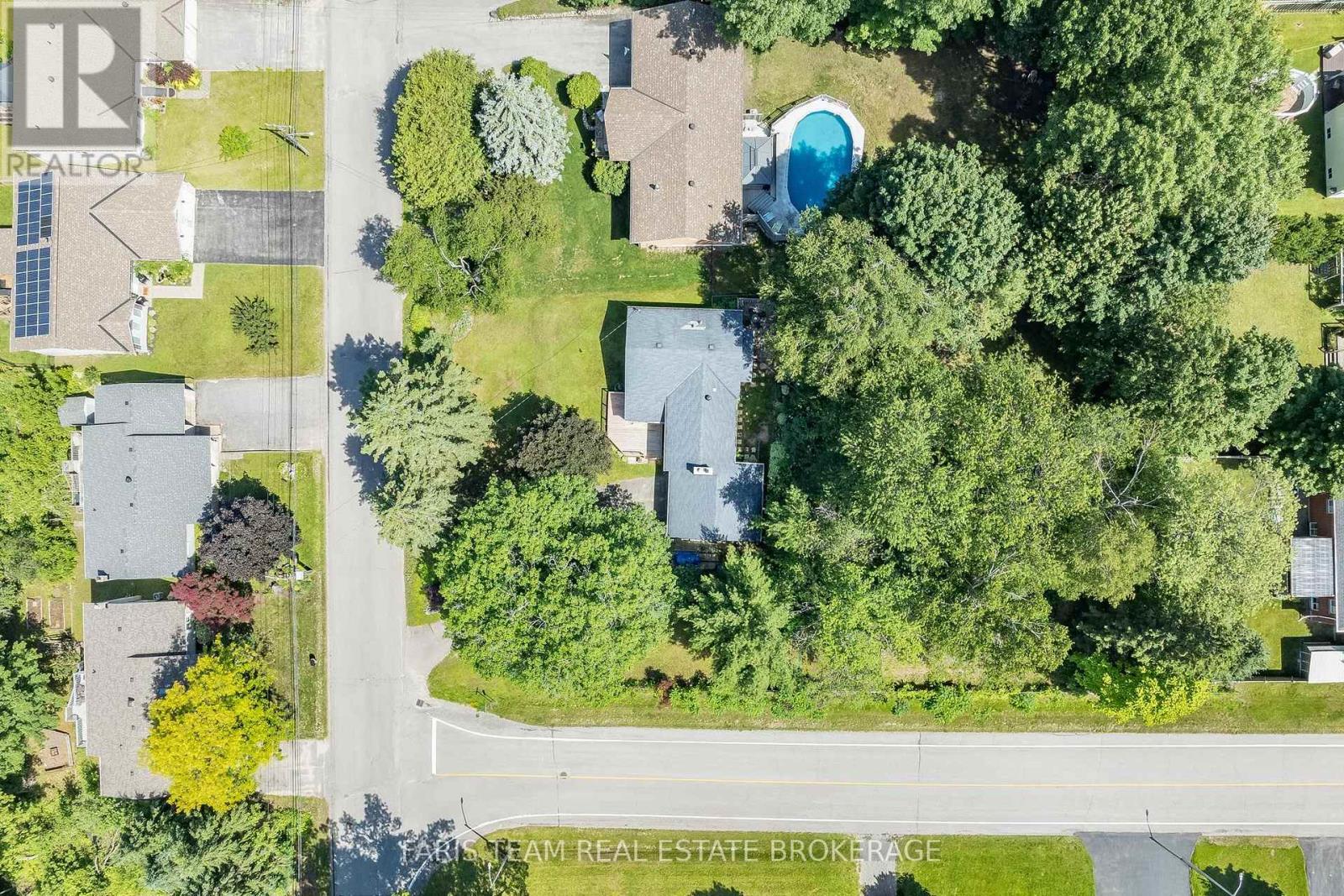 257 Church Street, Penetanguishene, Ontario  L9M 1G6 - Photo 43 - S13629316