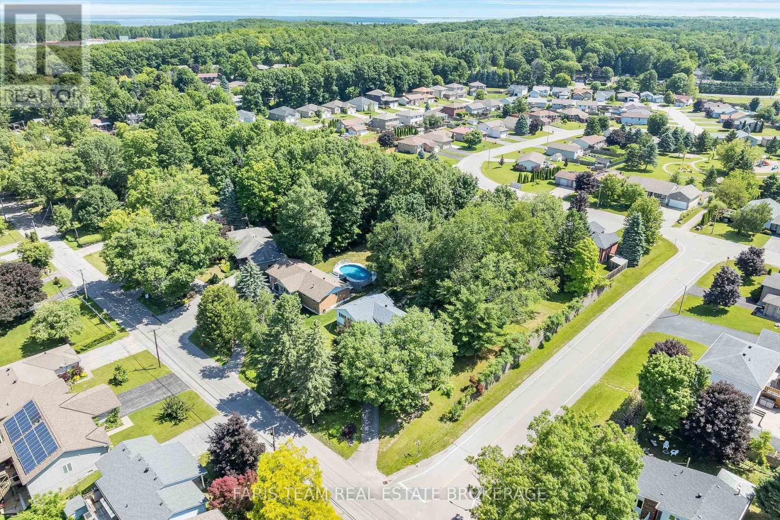 257 Church Street, Penetanguishene, Ontario  L9M 1G6 - Photo 44 - S13629316