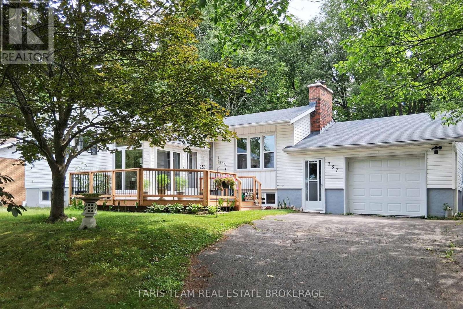 257 Church Street, Penetanguishene, Ontario  L9M 1G6 - Photo 46 - S13629316