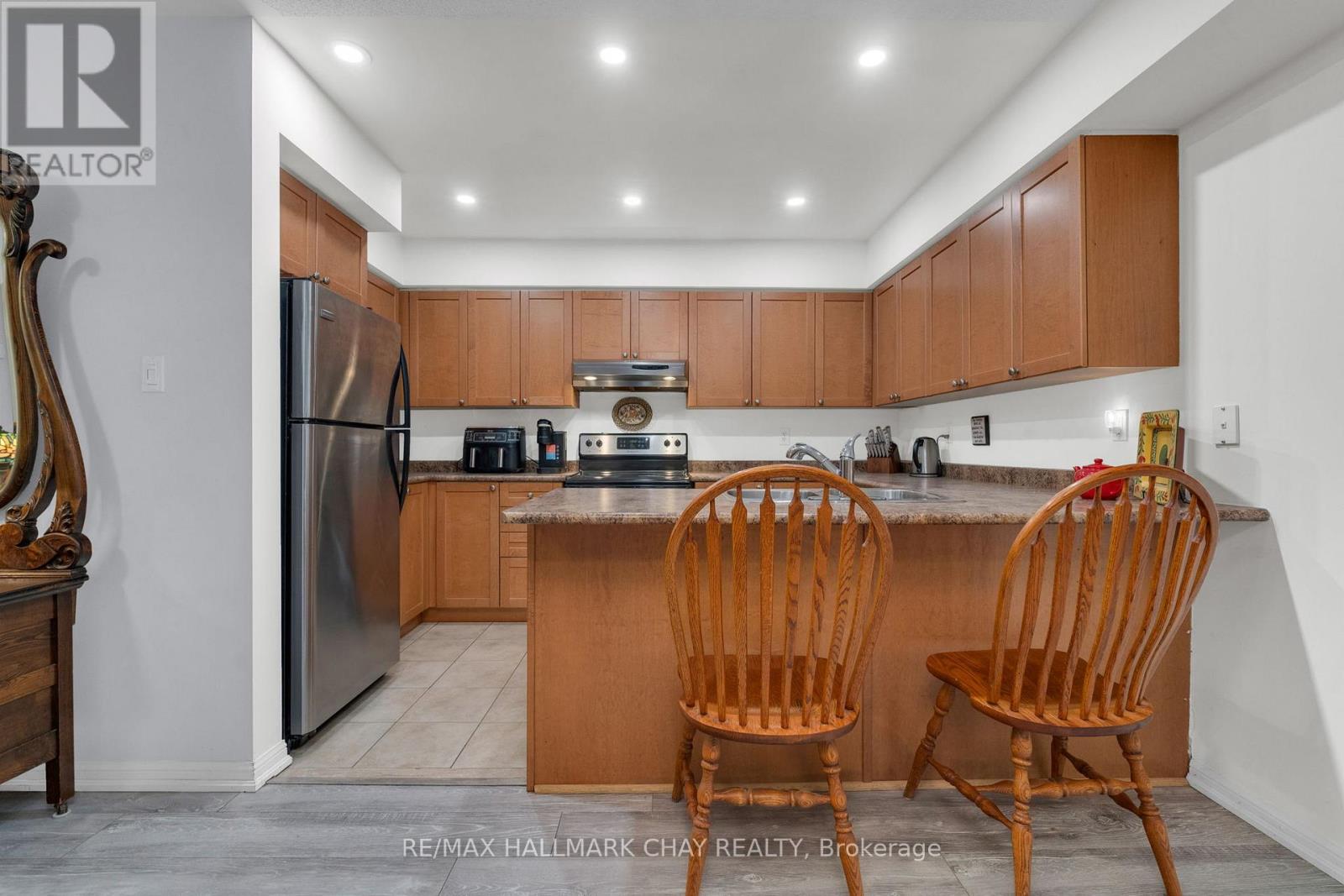 307 - 40 Mulligan Lane, Wasaga Beach, Ontario  L9Z 0C5 - Photo 10 - S13629348