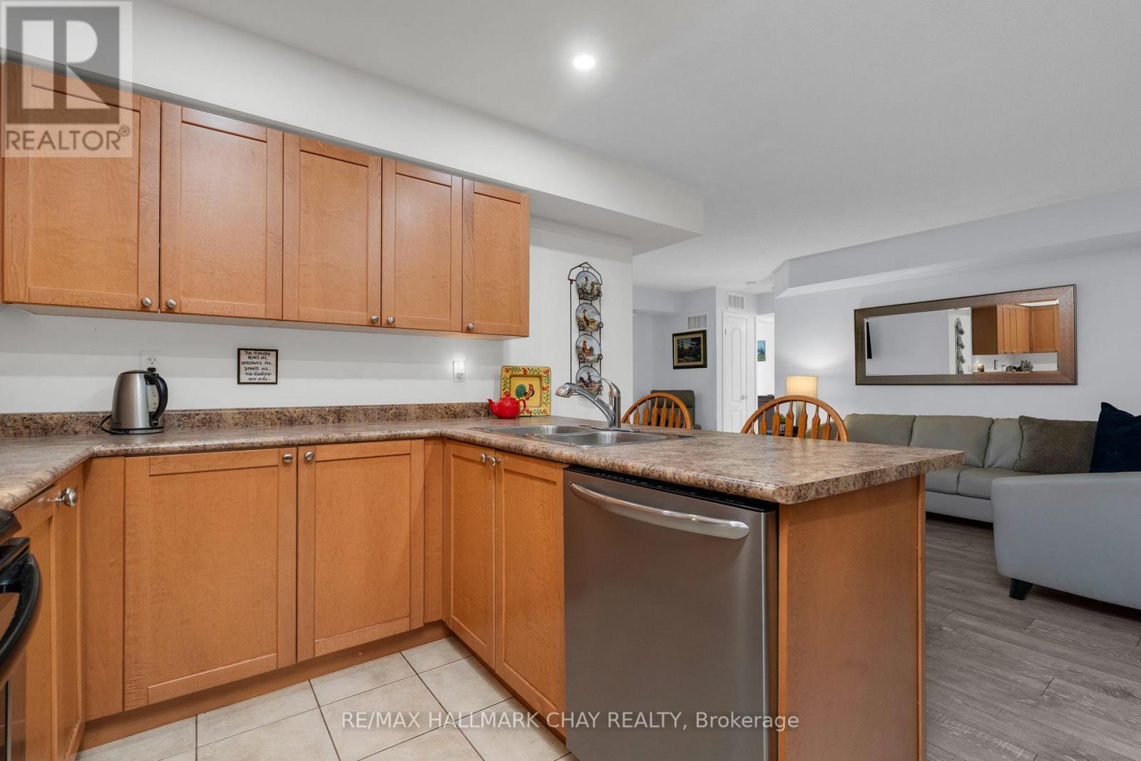 307 - 40 Mulligan Lane, Wasaga Beach, Ontario  L9Z 0C5 - Photo 12 - S13629348