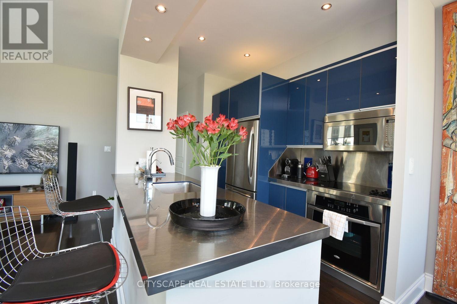 903 Bloor Street, Toronto, Ontario  M5S 1M8 - Photo 15 - W13629258