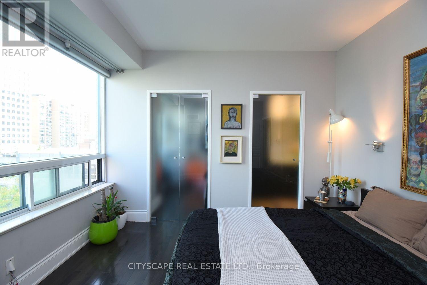 903 Bloor Street, Toronto, Ontario  M5S 1M8 - Photo 20 - W13629258